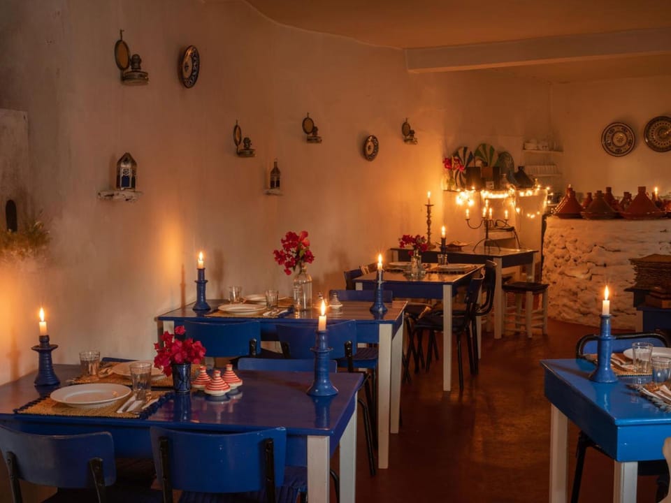 Restaurant/places to eat, Restaurant/places to eat
