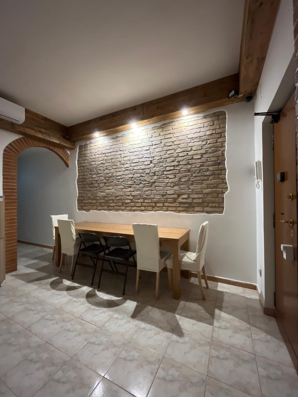 Scalo 71 GUEST HOUSE Bed and Breakfast in Rome
