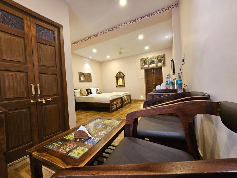 Photo of the whole room, Bedroom