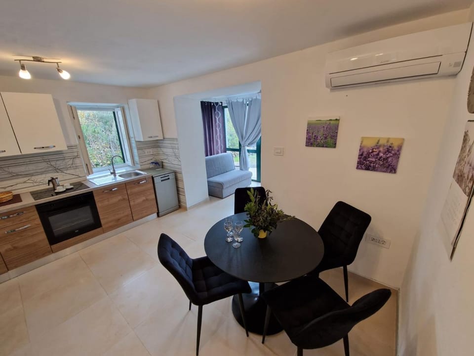 Lavanda apartman 1 Apartment in Primorje-Gorski Kotar County