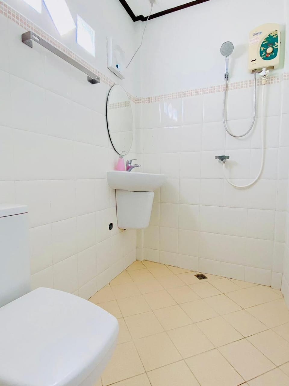 Shower, Toilet, Bathroom