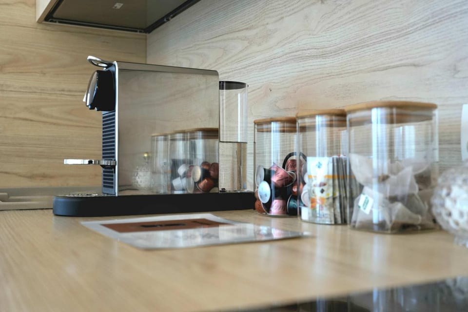 Coffee/tea facilities, Kitchen or kitchenette