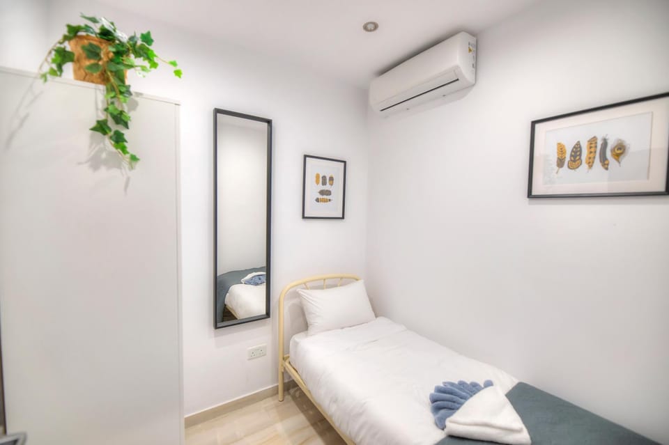 Modern and bright 2bedroom with terrace SARD1-1 Apartment in Saint Julians