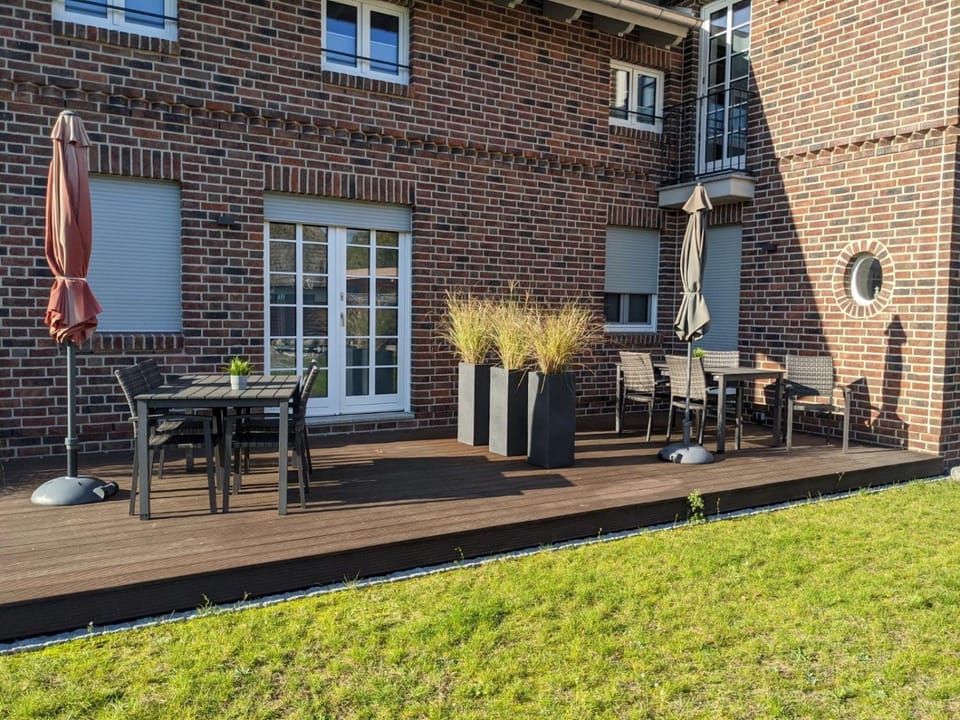 Garden, Balcony/Terrace