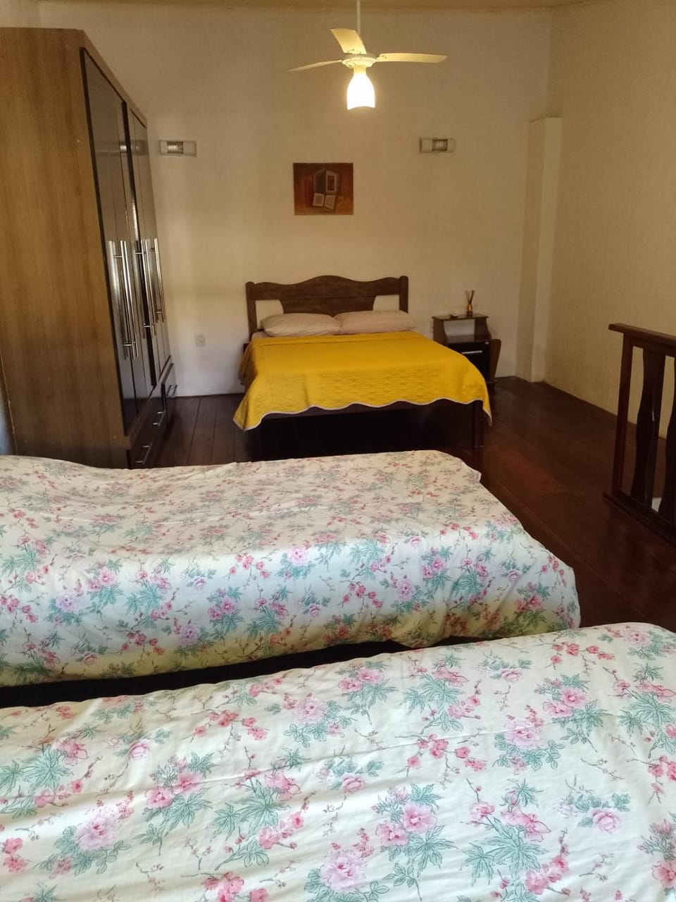 Bed, Photo of the whole room, Bedroom, microwave