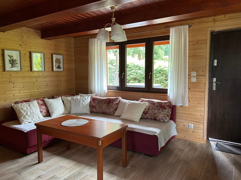 Reset Bieszczady Chalet in Slovakia