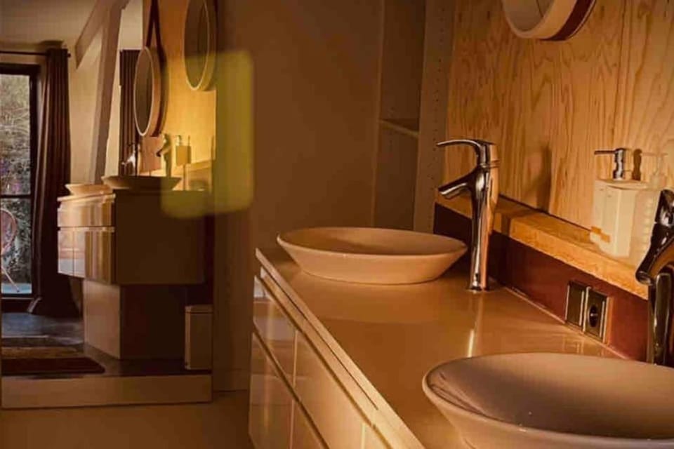 Toilet, Bathroom, Bath