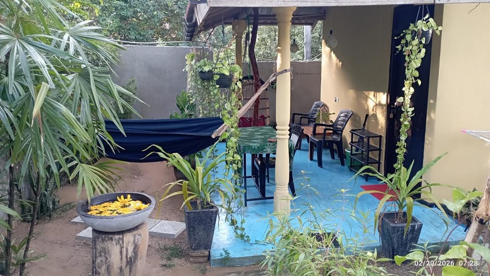 Quiet Place villa with kitchen Bed and Breakfast in Tangalle