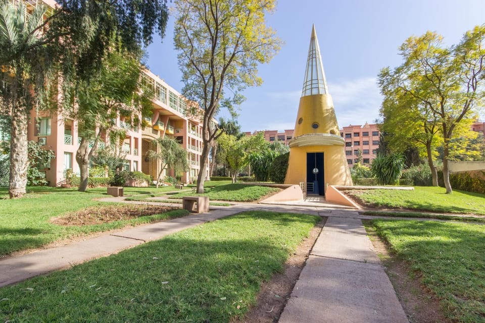 Garden view, Landmark view