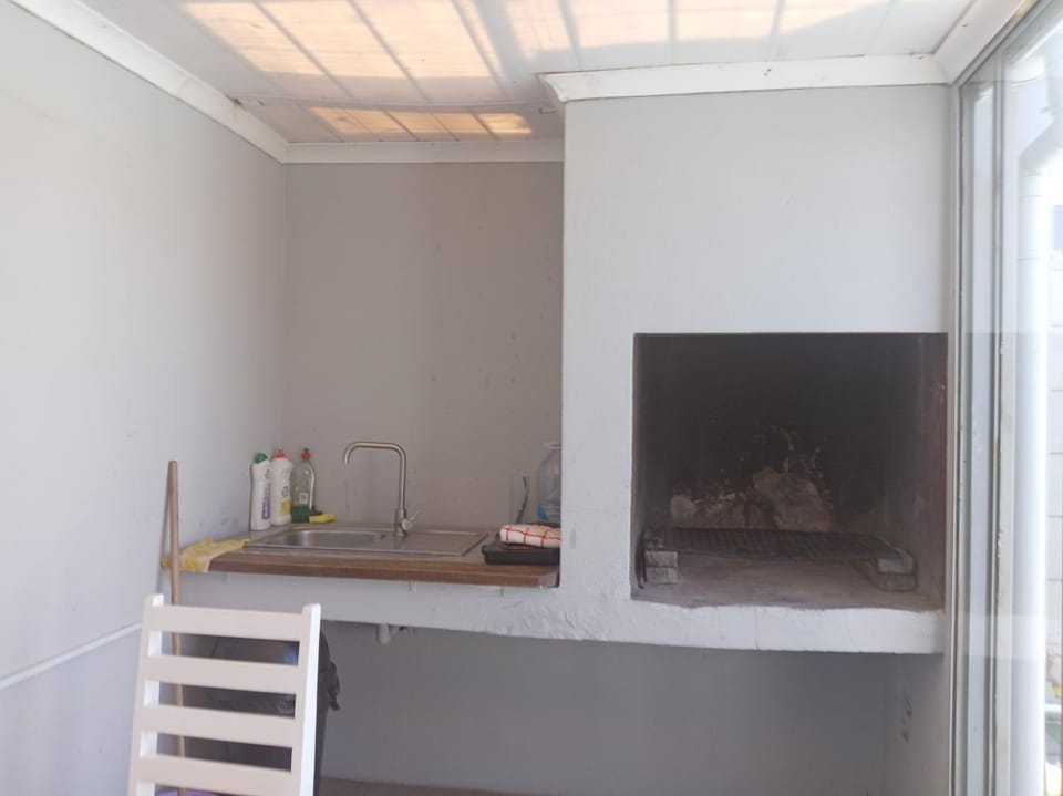 Naliya Guest house Bed and Breakfast in Cape Town