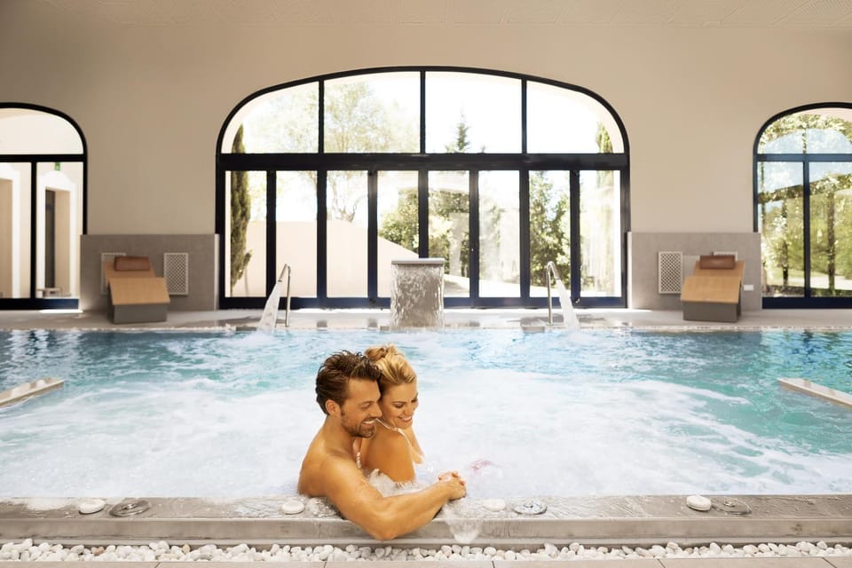 Spa and wellness centre/facilities, Swimming pool