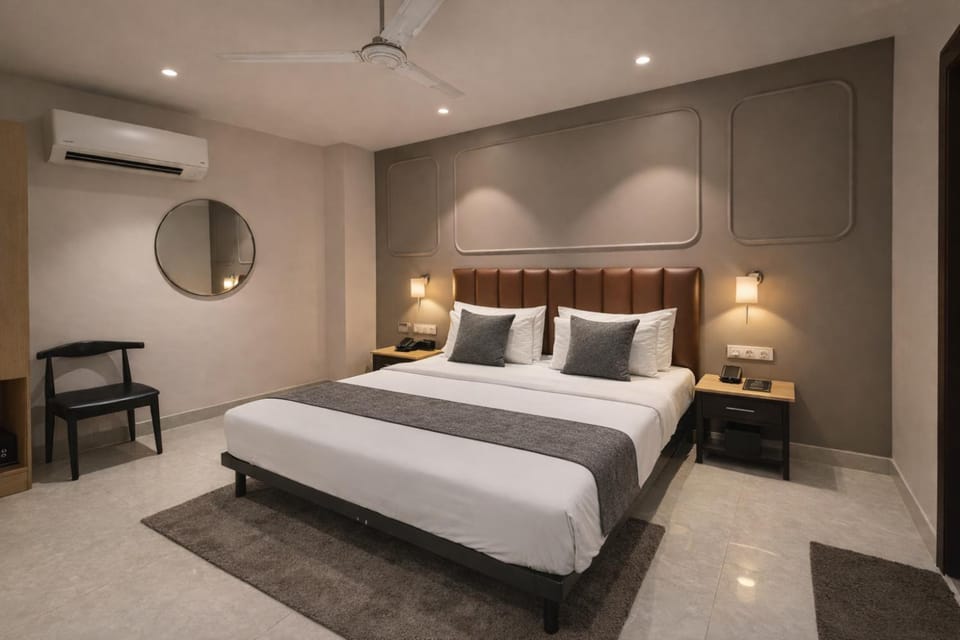 Bed, Photo of the whole room, Bedroom, air conditioner
