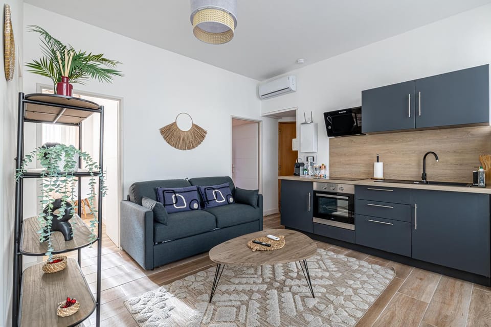 TV and multimedia, Kitchen or kitchenette, Living room, Seating area, minibar, pet friendly, stove