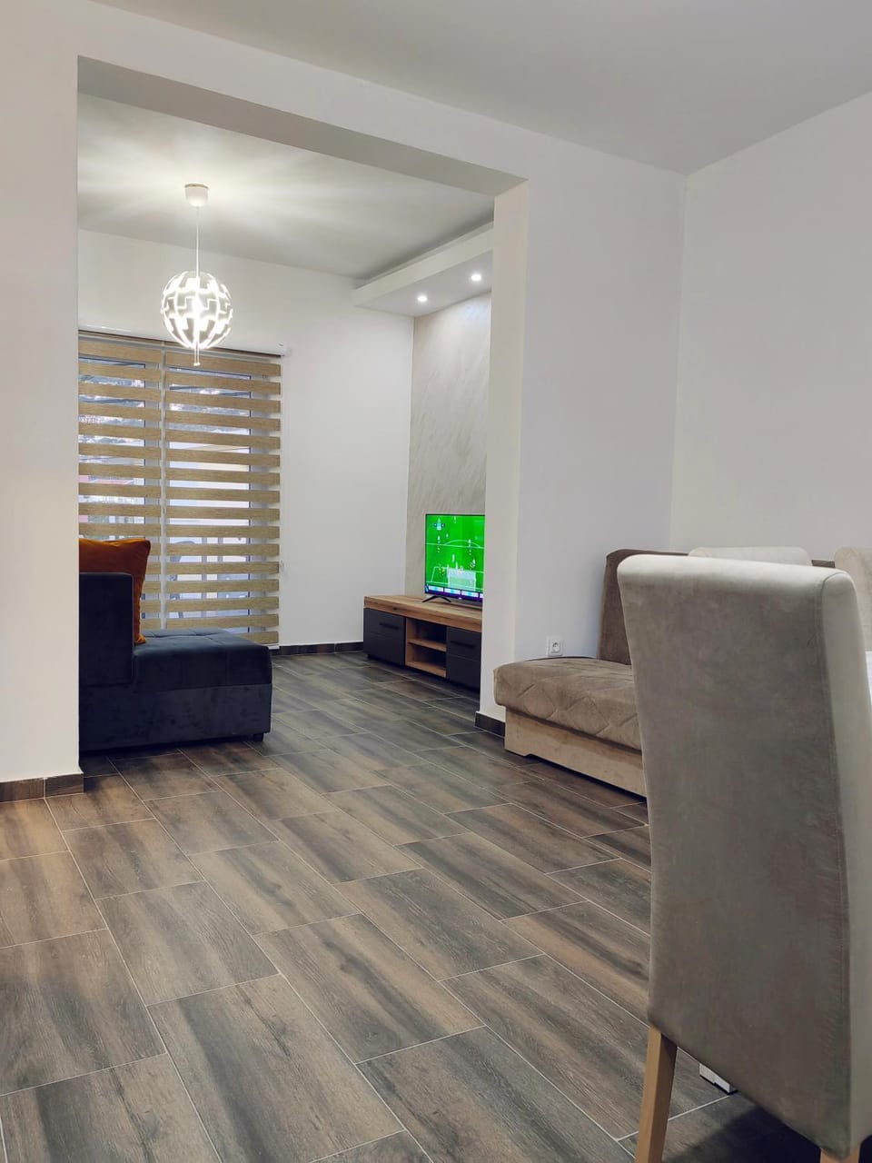 TV and multimedia, Living room, Seating area