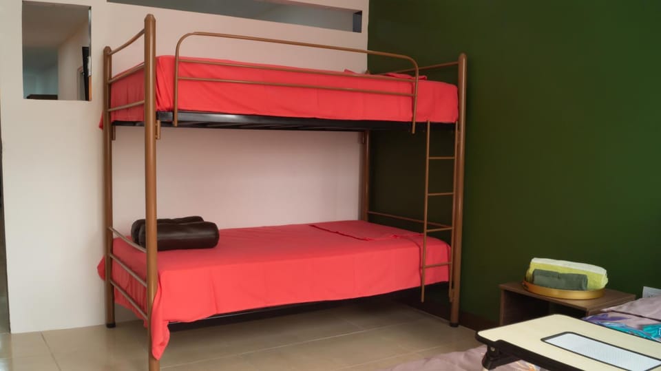 bunk bed