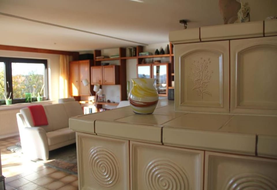 Living room, pet friendly, pet friendly