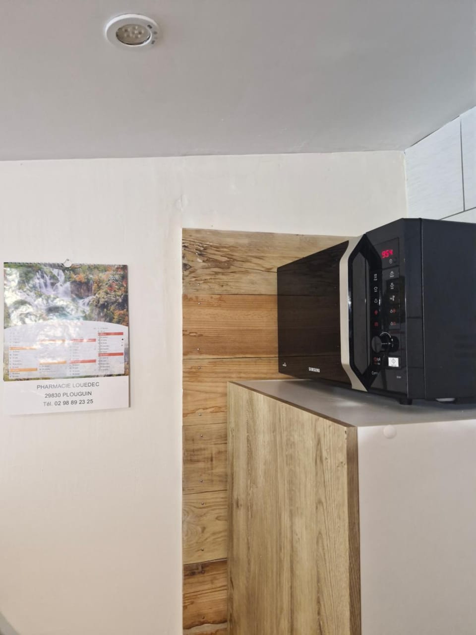 microwave, kitchen, kitchen