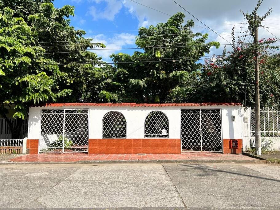 Property building, Quiet street view