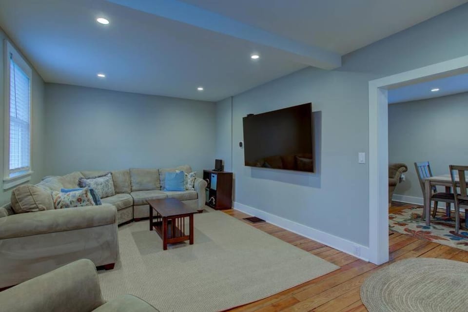 Calla Lily Farmhouse House in Pennsylvania