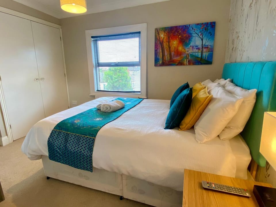 Bed, Photo of the whole room, Bedroom, towels, wardrobe