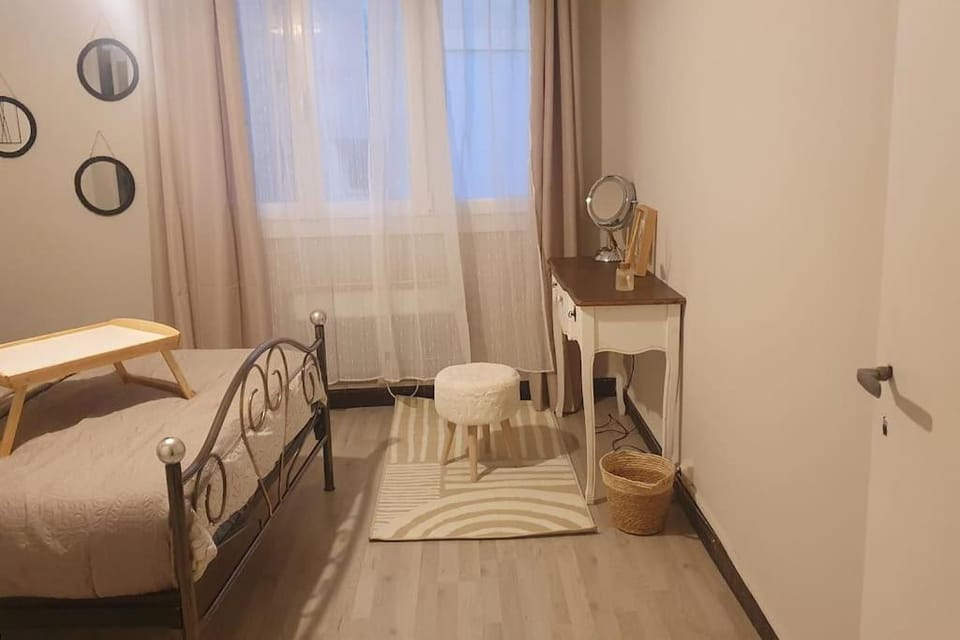 *Cosy* spacieux * entrée autonome* centrale* Apartment in Avignon