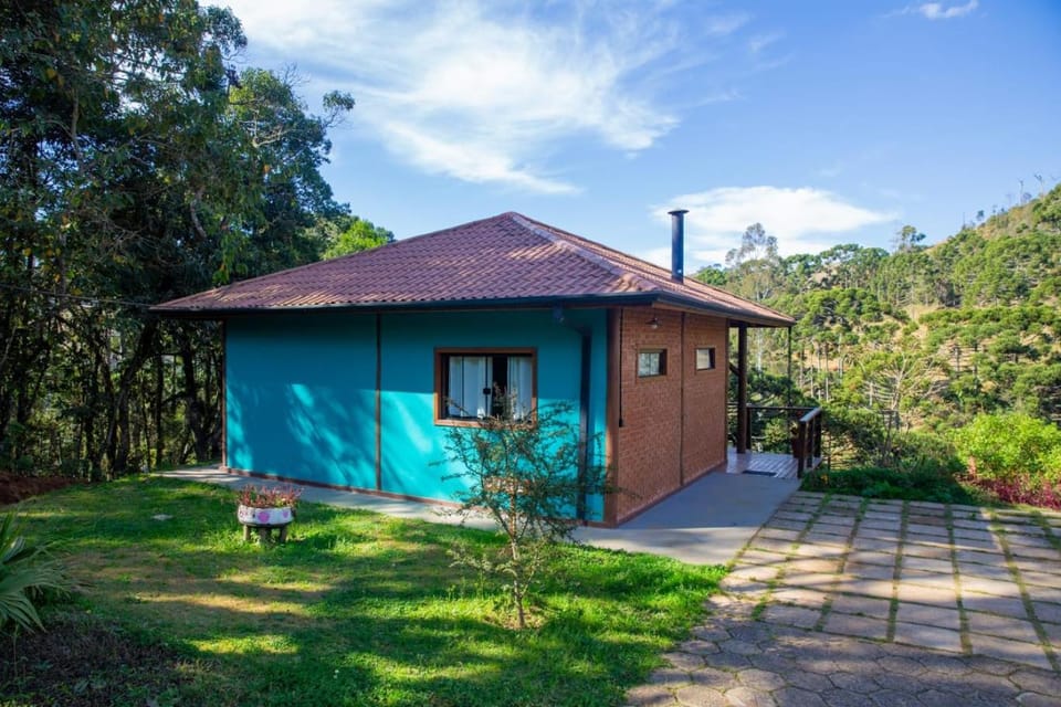 Chalé Valle dos sonhos romântico privativo com hidromassagem e lareira Chalet in State of São Paulo