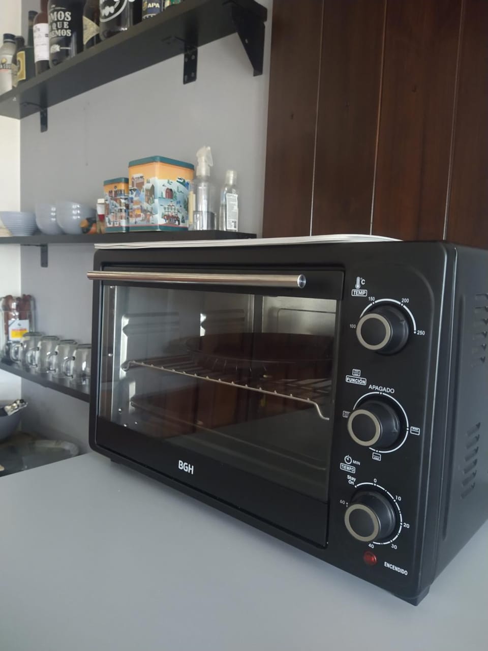 Kitchen or kitchenette, pet friendly