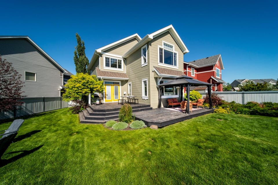 Patio, BBQ facilities, Garden