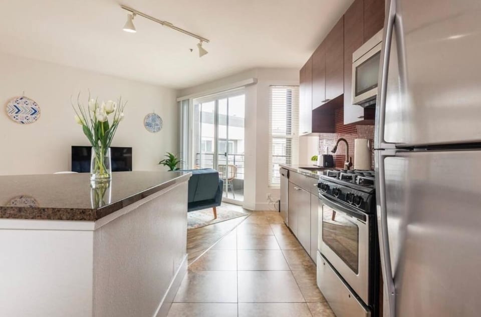 Tulum Vibes 1 Bedroom Apartment near Boats in Marina Del Rey Apartment in Marina del Rey
