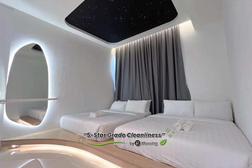 Bed, Bedroom