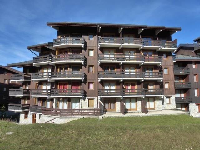 Résidence Le Lac Blanc - Appartement skis aux pieds MAE-7734 Apartment in Les Allues