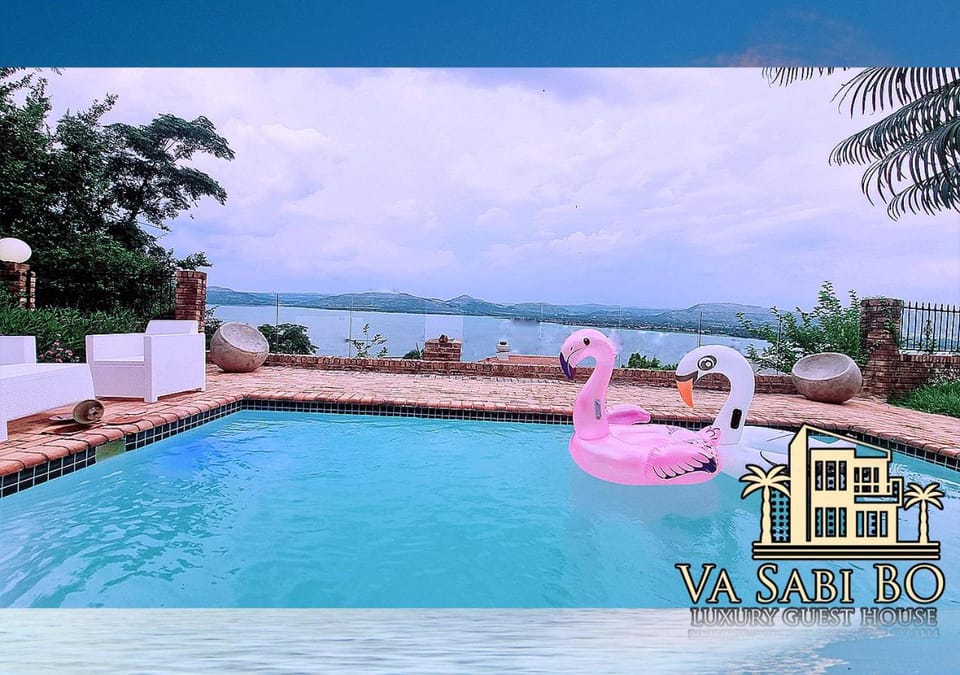 Day, Natural landscape, Lake view, Pool view, Swimming pool, sunbed