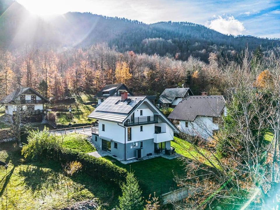 Property building, Natural landscape