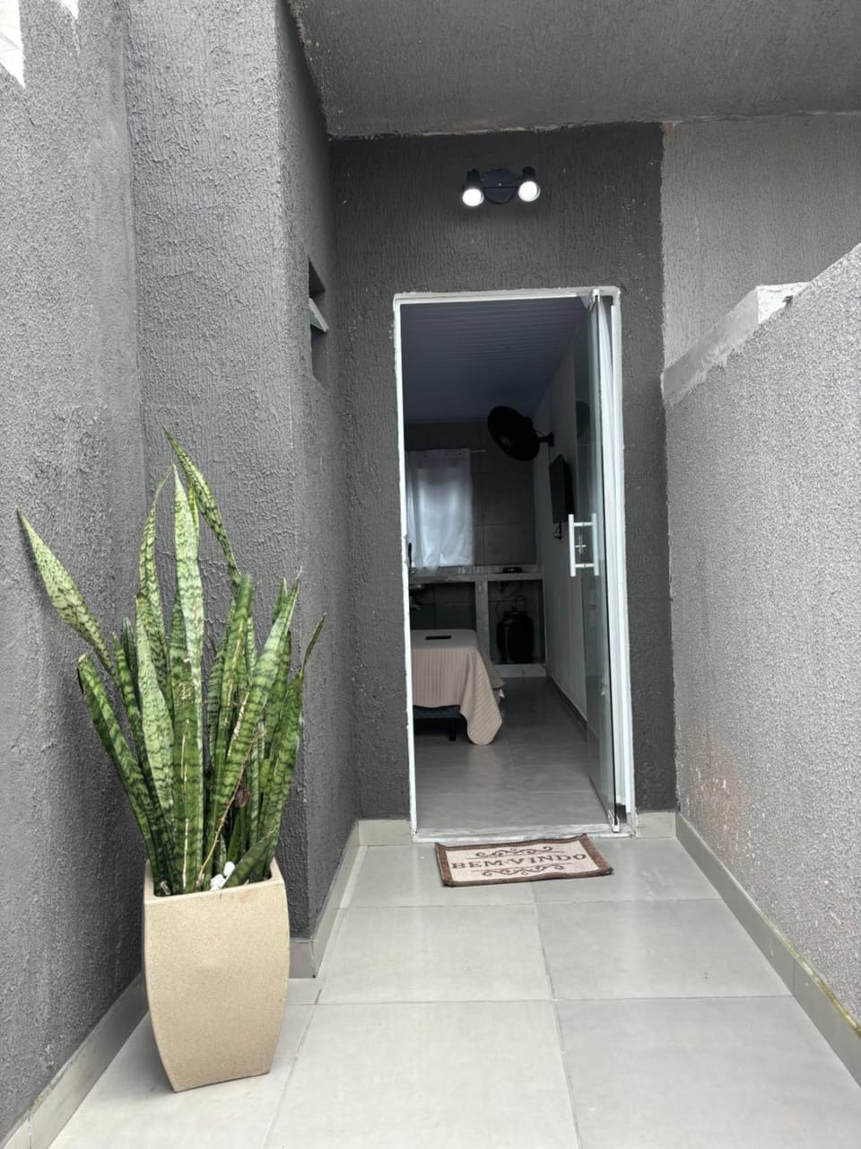 Kitnets à 190m do mar Apartment in State of Paraná