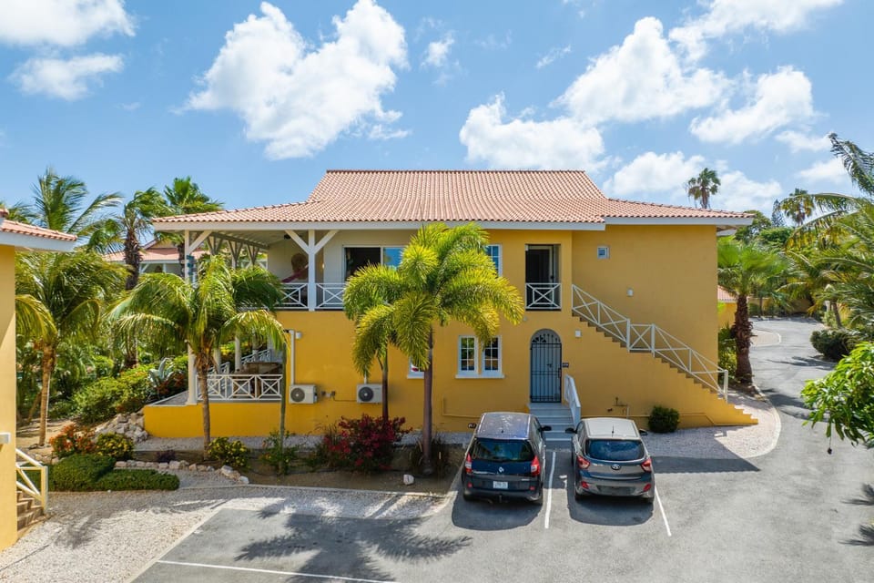 Property building, Parking