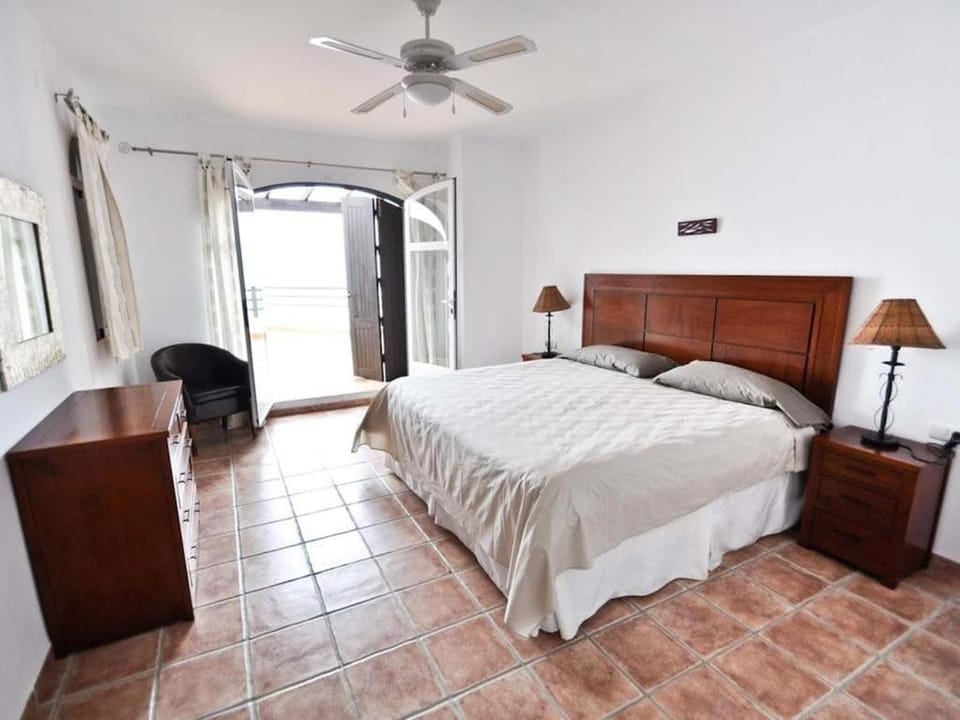 Stunning Villa with beautiful views and private pool Villa in Costa Tropical