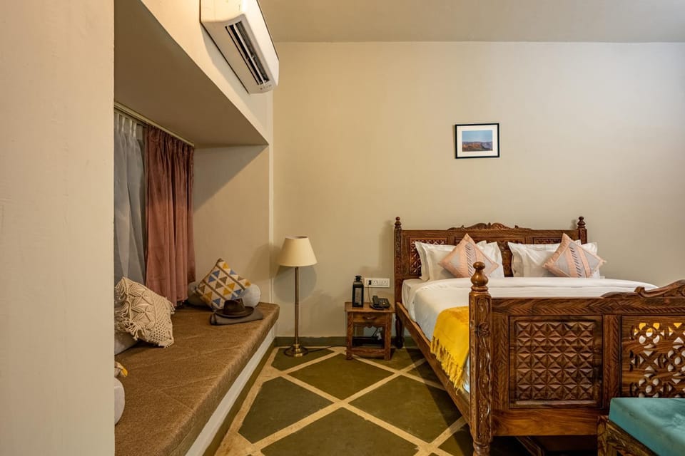 Seating area, Bedroom