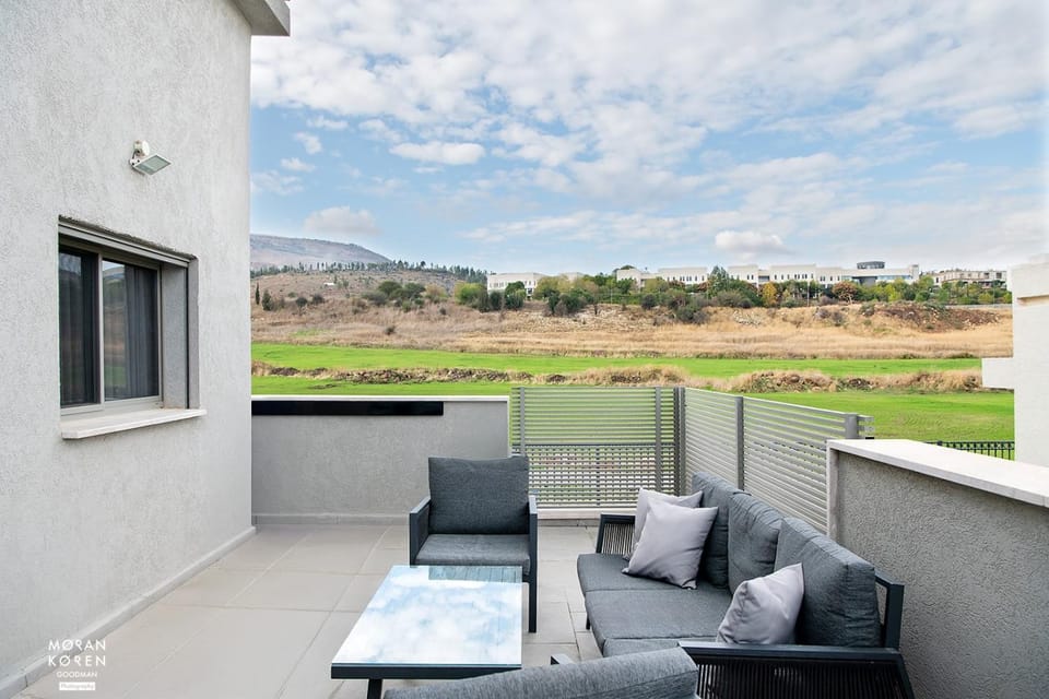פסגת יובלים 2 Apartment in North District
