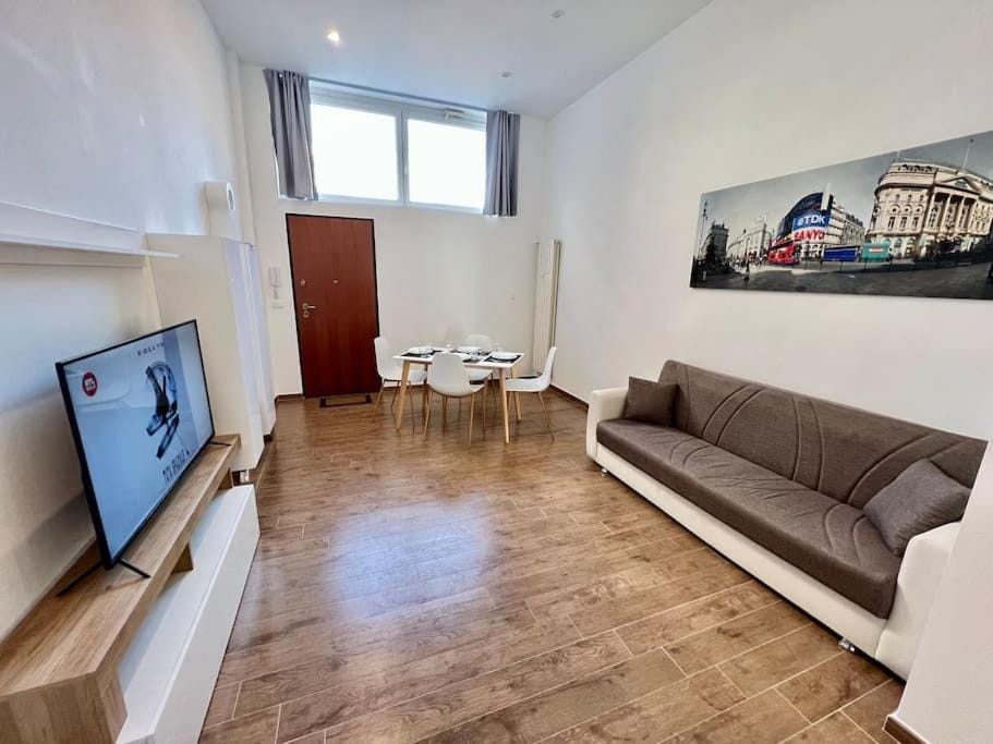 Pregevole loft con soppalco Apartment in Turin