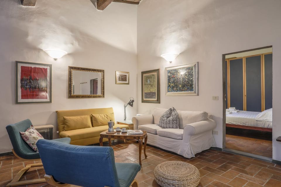 Bed, Living room, Seating area, Bedroom