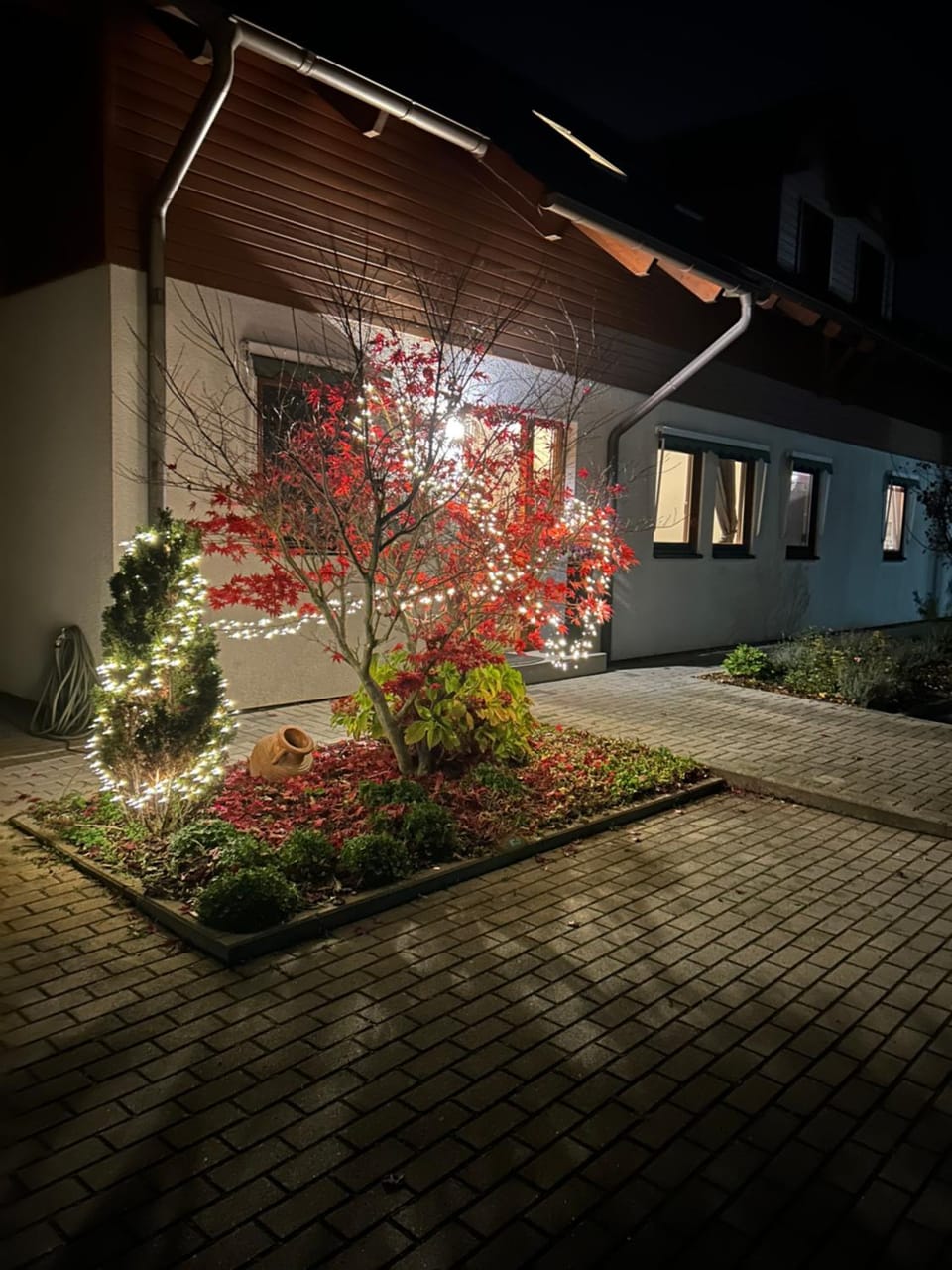 Property building, Night