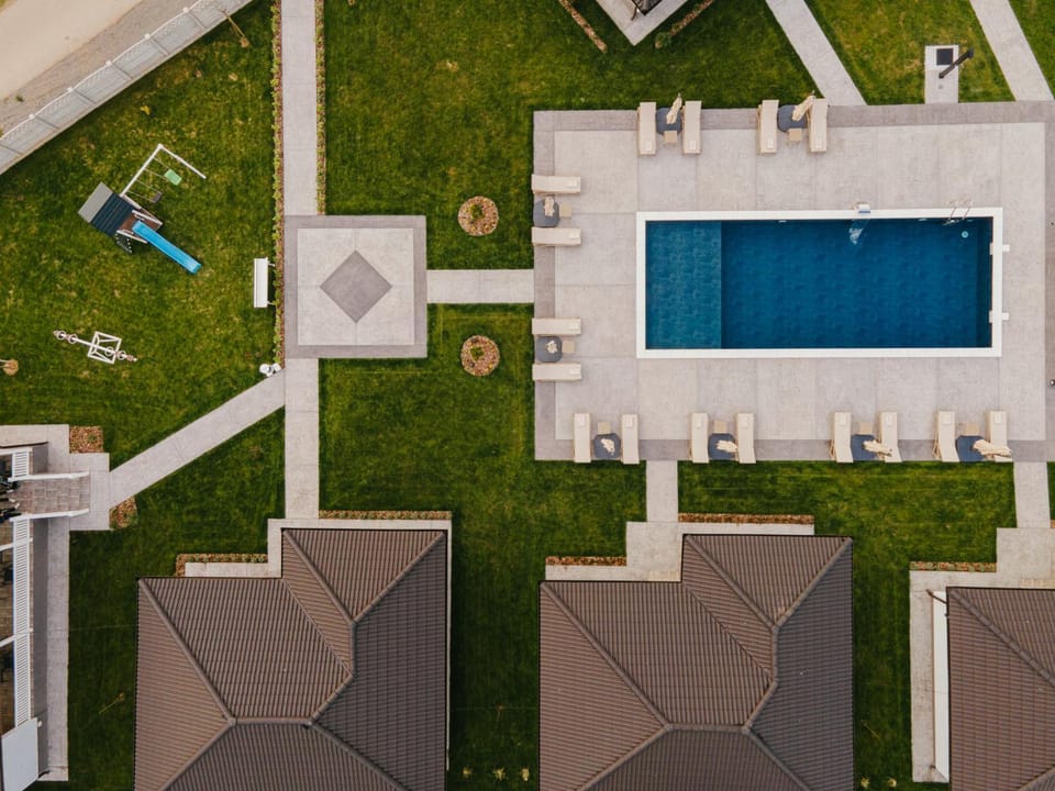 Pool view, Swimming pool, Swimming pool