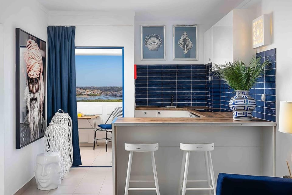 Marina View Apt Balcony & Beach on Doorstep Apartment in Portimao
