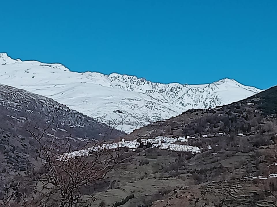Nearby landmark, Natural landscape