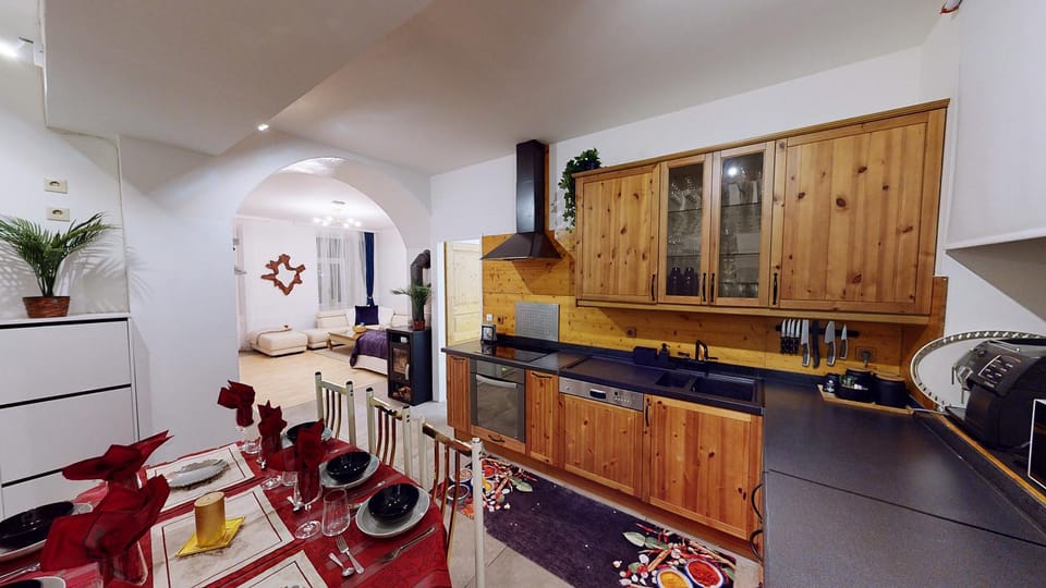 Kitchen or kitchenette, Seating area, Dining area, pet friendly, stove