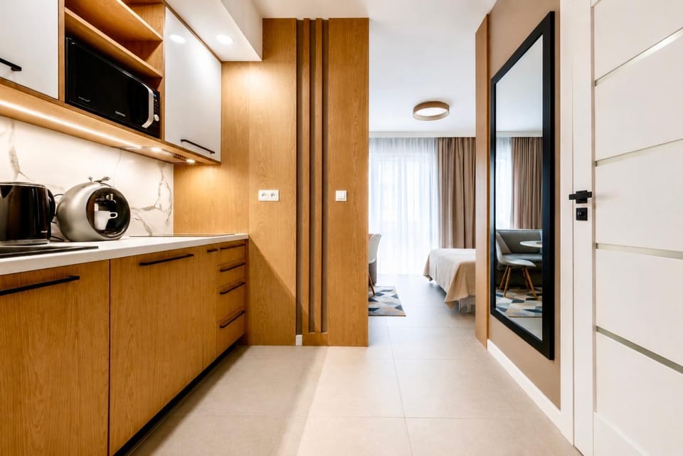 Apartament na Woli, nowe osiedle Jana Kazimierza 32, szybkie WI-FI, Parking Apartment in Warsaw