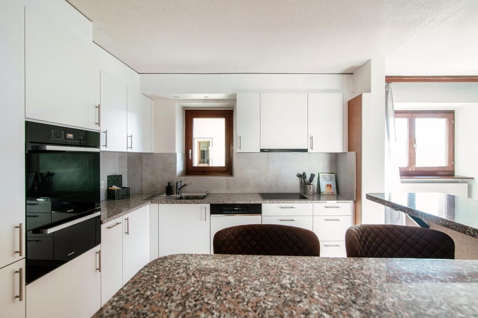 Kitchen or kitchenette, pet friendly