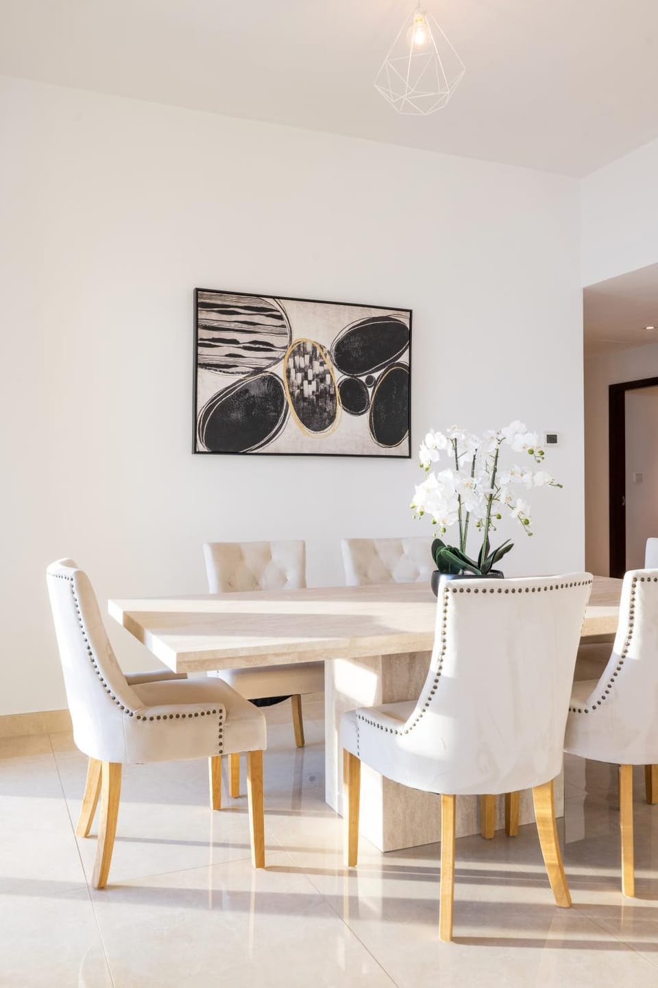 Seating area, Dining area