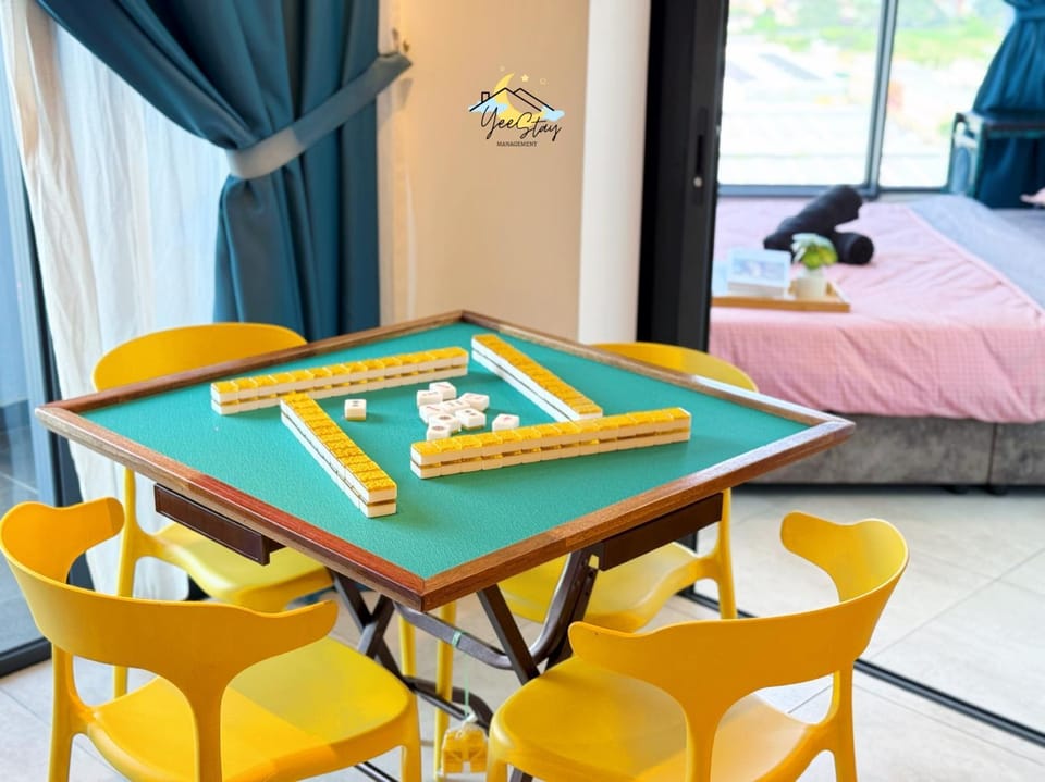 Atlantis 8-12pax/Netflix/Video game/5min to Jonker Apartment in Malacca