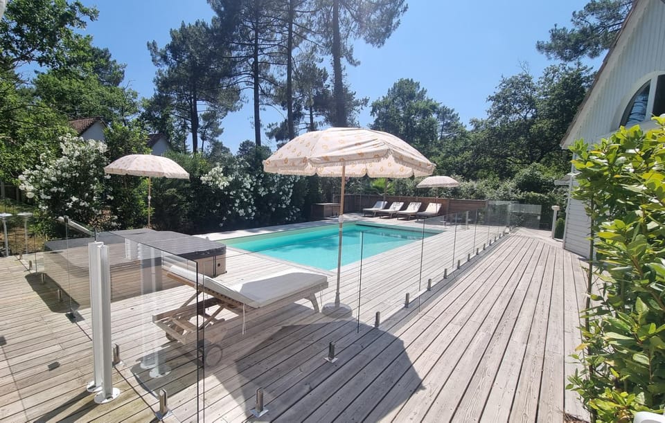 Patio, Hot Tub, Pool view, Swimming pool, sunbed